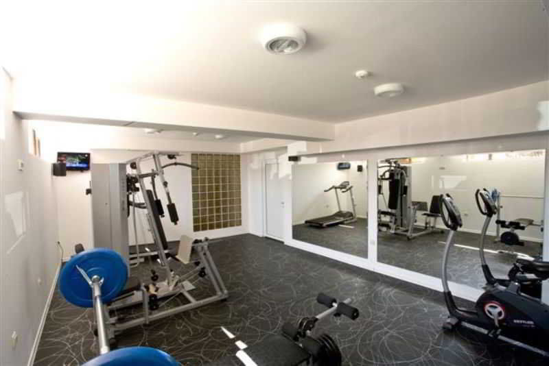 היסריה Hotel Chinar מראה חיצוני תמונה