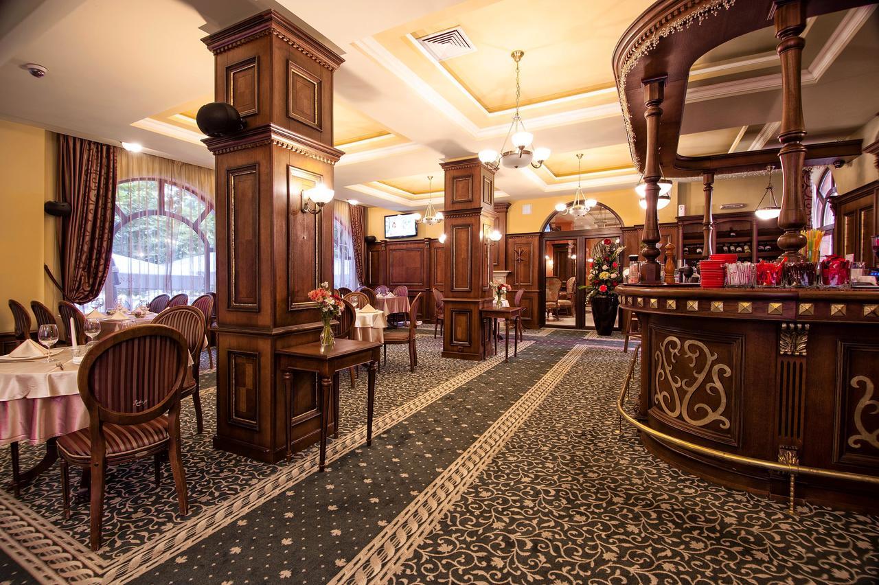 היסריה Hotel Chinar מראה חיצוני תמונה