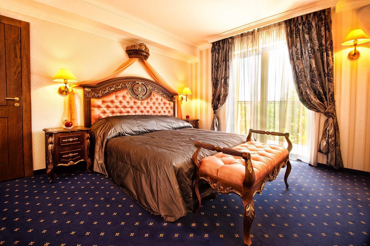 היסריה Hotel Chinar מראה חיצוני תמונה