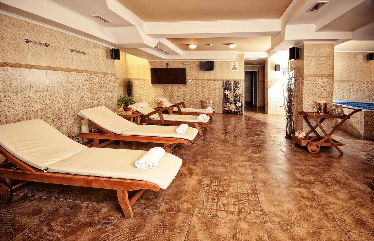 היסריה Hotel Chinar מראה חיצוני תמונה