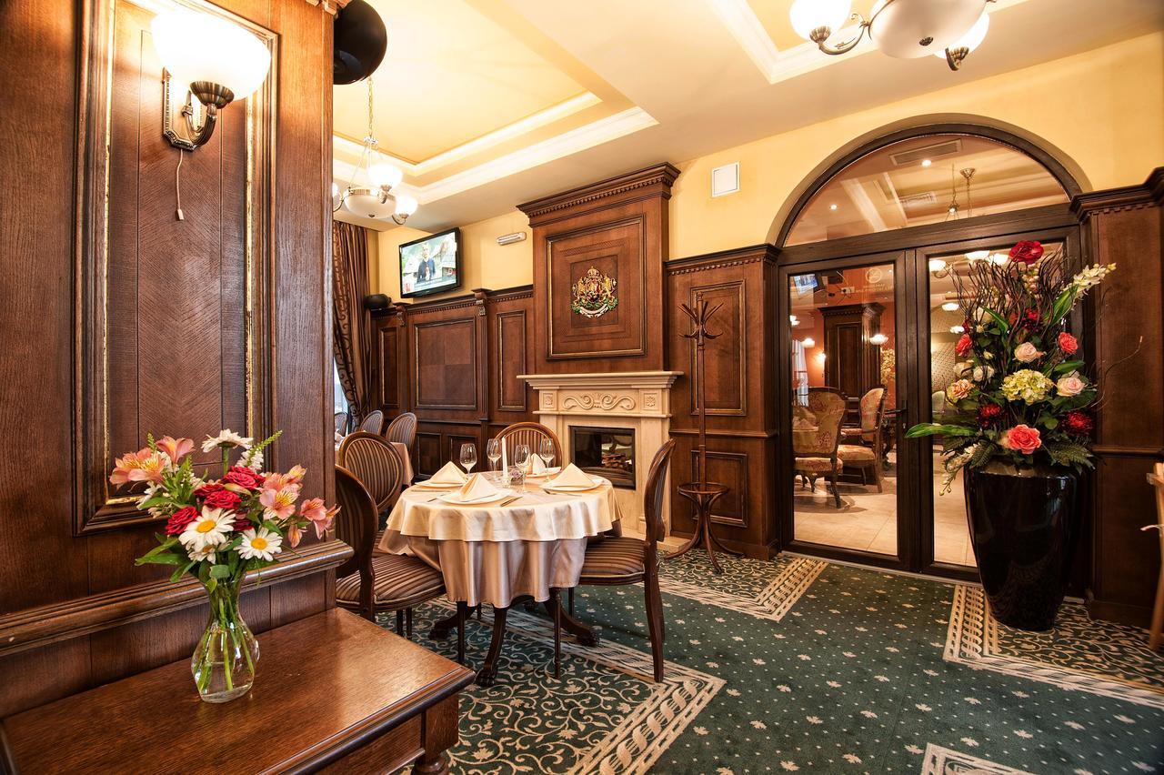 היסריה Hotel Chinar מראה חיצוני תמונה